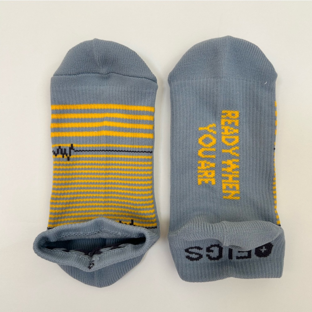 FIGS New 2 Ankle Socks Small WHEN ITS LIVES ON THE LINE Tennis Ball Blue Gray - Picture 4 of 4